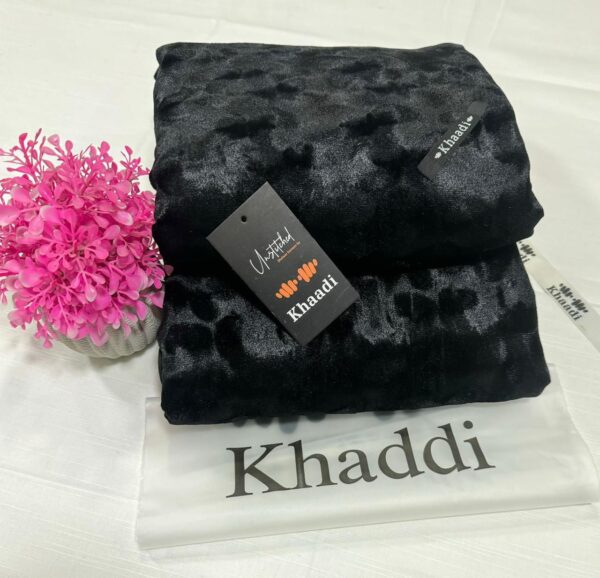 KHADDI velvet suit, winter velvet collection, Korean velvet 2-piece, self-print velvet outfit, 2024 velvet collection, winter fashion, elegant khaddi clothing, luxury velvet suit, Pakistani winter wear, velvet shirt and trouser